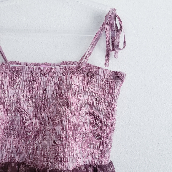 Francesca's Collections Tier Ruffle Ruched Tank Top Blouse - Picture 4 of 7